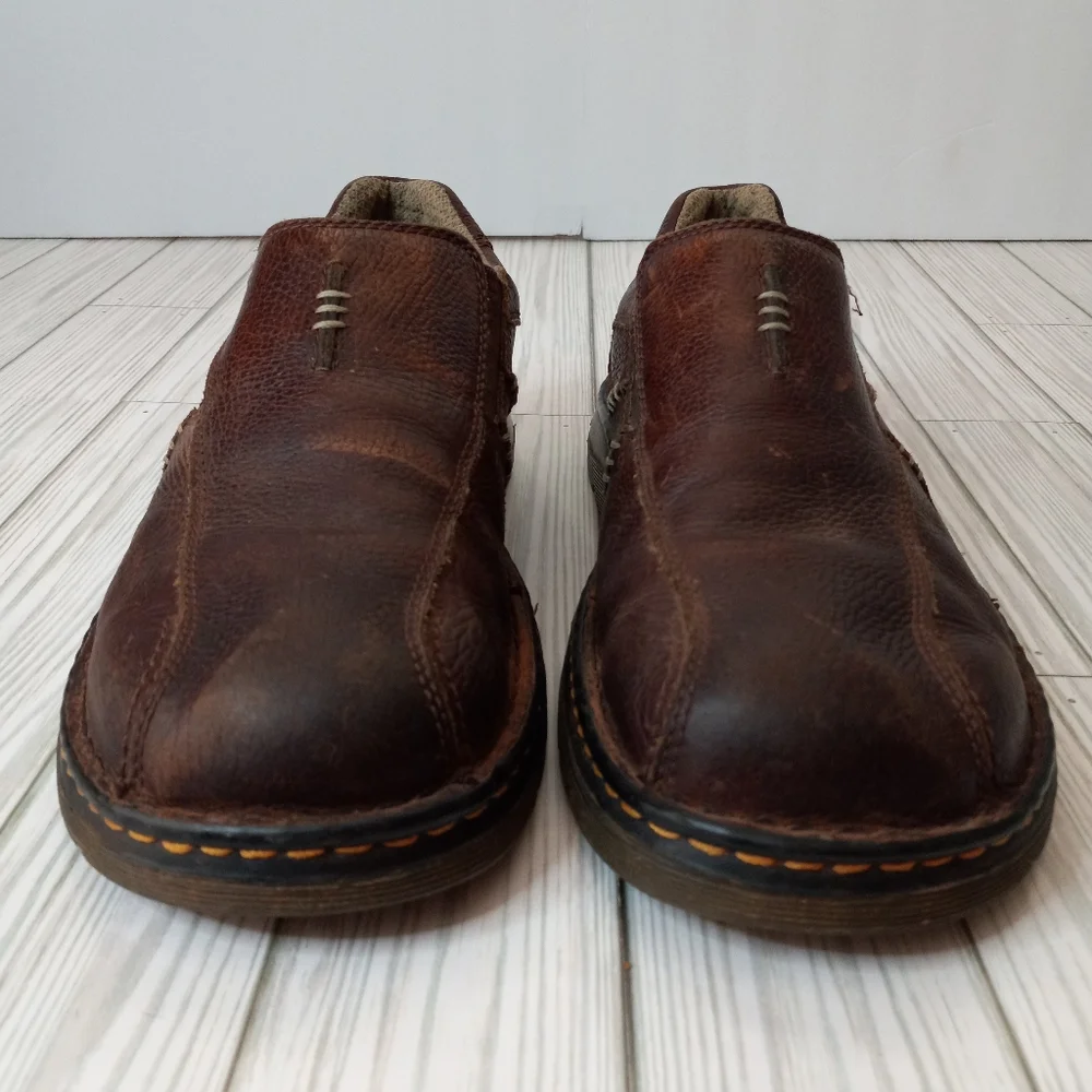 Vintage Dr. Martens Y2K Leather Casual Slip-On Loafer Boots